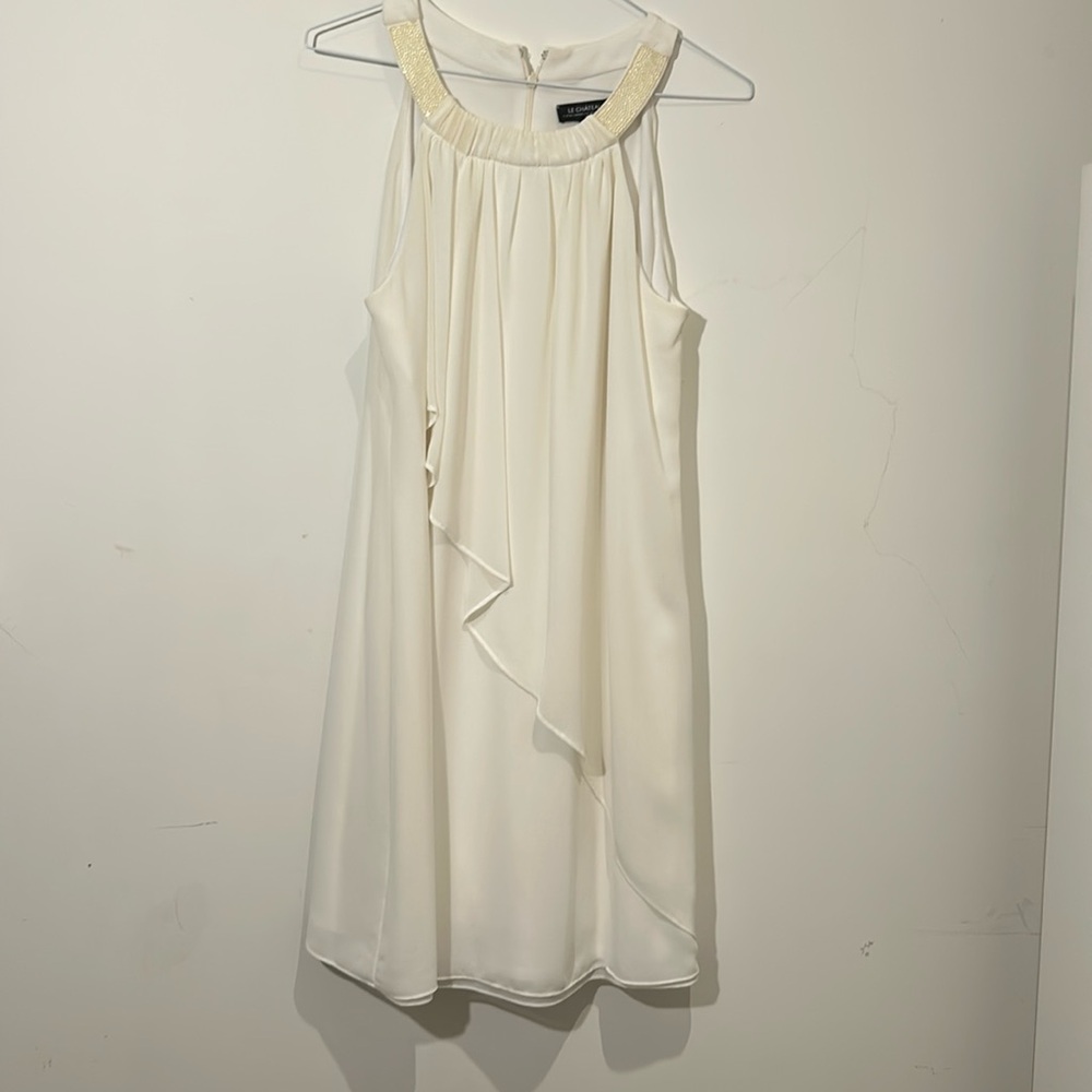 LE Château- White taffeta alter dress- Size M